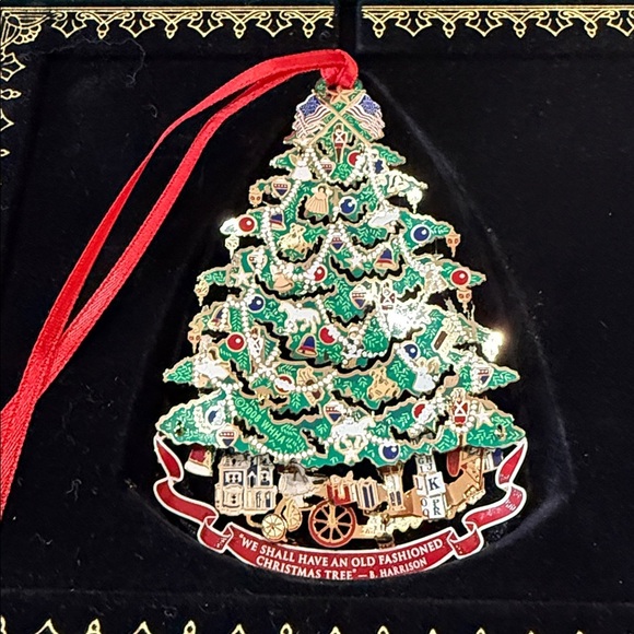 The White House Historical Association 2008 ornament - Picture 3 of 3